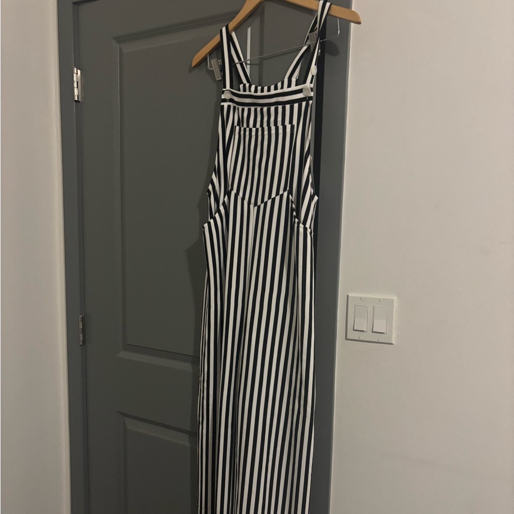 Halara Black and White Striped Maxi jumpsuit